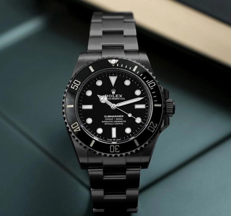 Rolex_Oyster_Perpetual_Submarine_2Ton-Black