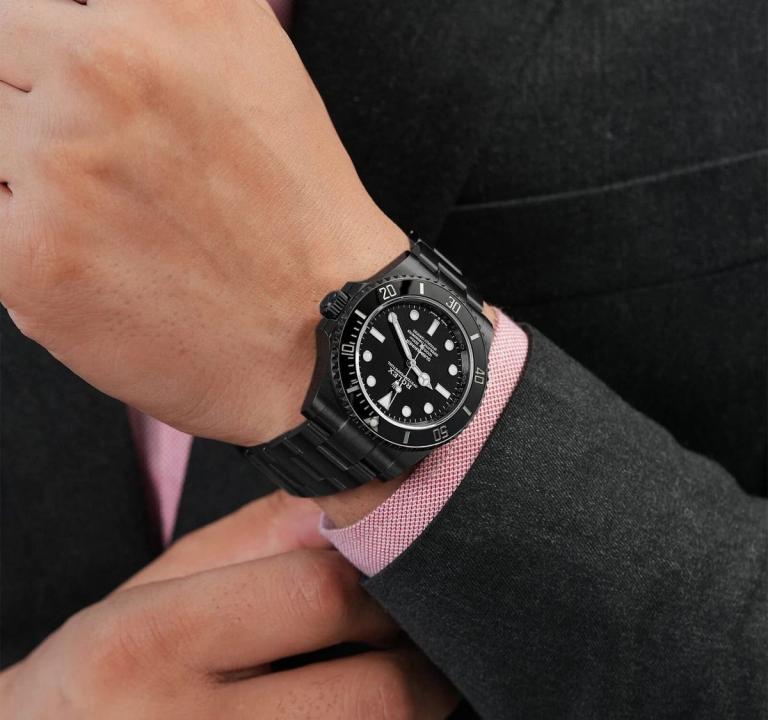 Rolex_Oyster_Perpetual_Submarine_2Ton-Black